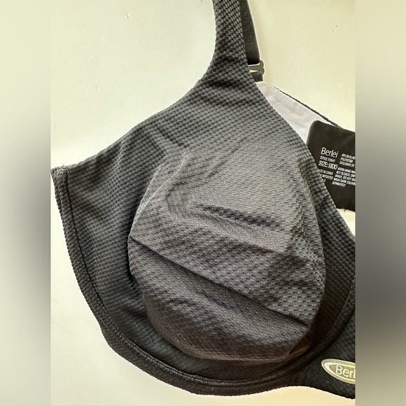 BERLEI - High Performance Underwire Non Padded Sports Bra Black - 18DD (US 40DD) - Picture 7 of 13